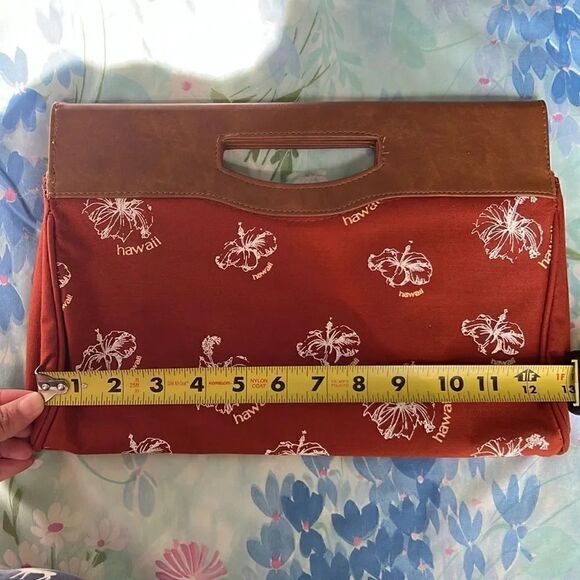 Vintage Hawaii Clutch Purse - Picture 10 of 11